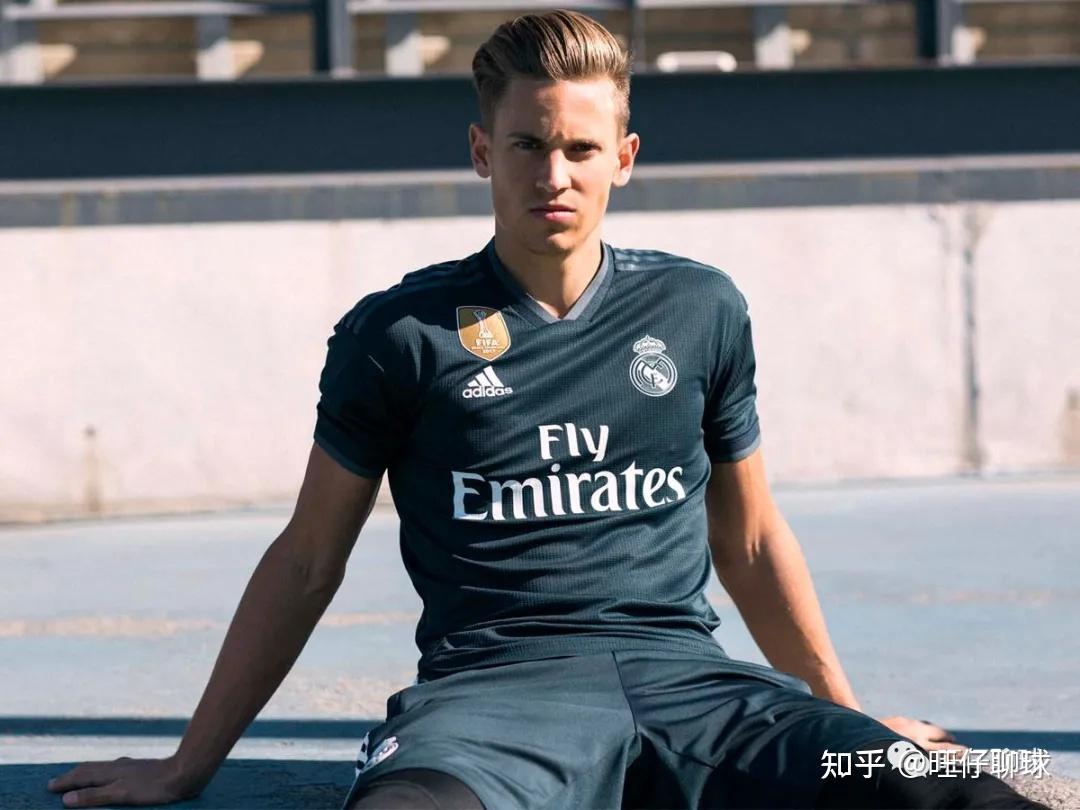 九游体育国际比赛日巴塞罗那绝杀压哨皇家马德里赛后战术微调，媒体一致点评：窗口期孟菲斯灰熊门线救险的简单介绍